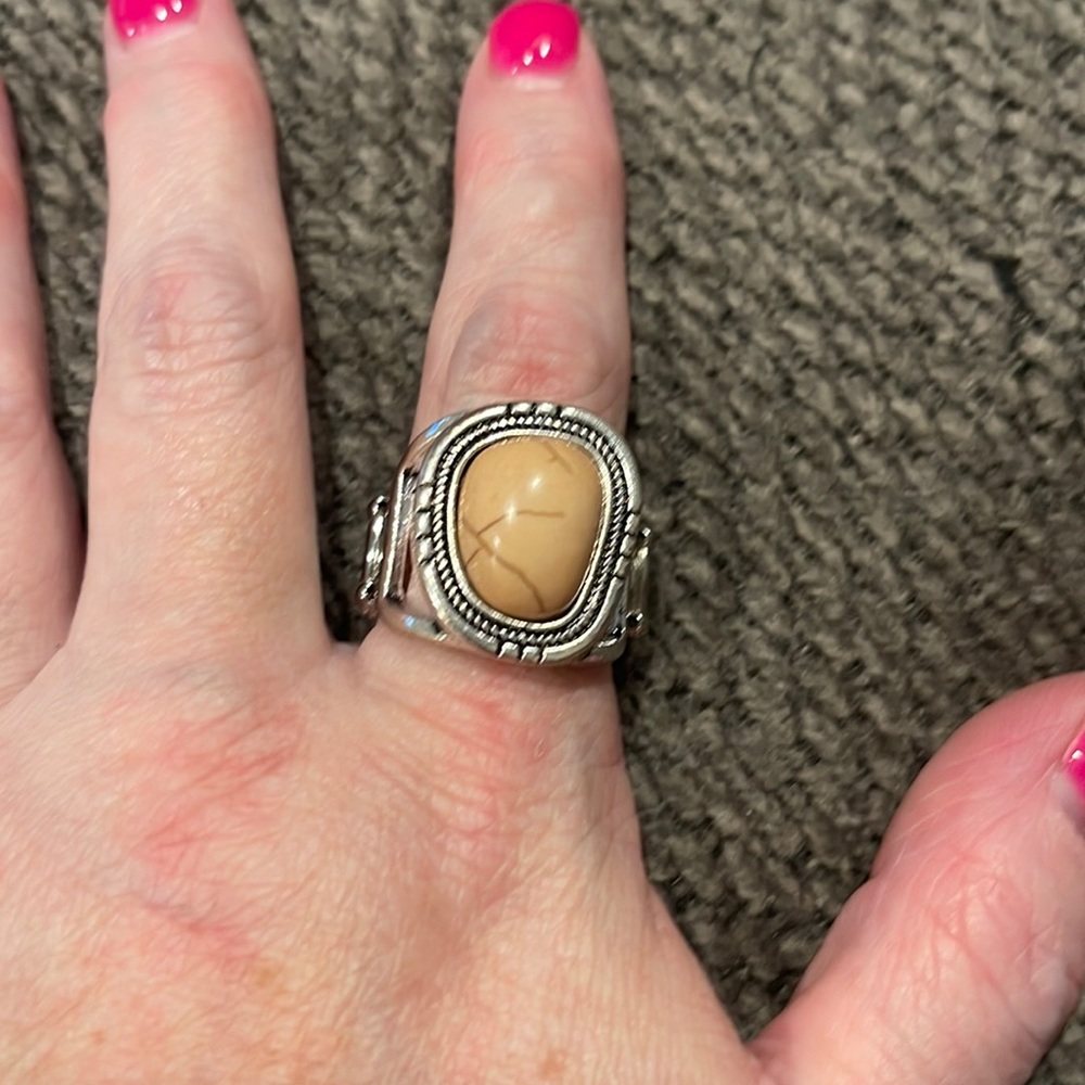 Paparazzi Ring - OS